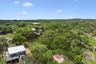 25420 Cove Dr, Spicewood, TX 78669 - Photo 30