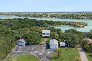 25420 Cove Dr, Spicewood, TX 78669 - Photo 1