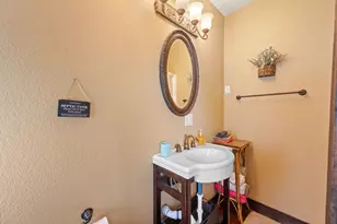 28525 Paradise Manor Dr, Marble Falls, TX 78654 - Photo 14