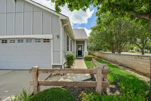 102 Portsmouth Dr, Georgetown, TX 78633 - Photo 2