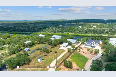 1325 Likeness Road, Spicewood, TX 78669 - Photo 38