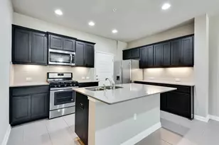 13800 Lyndhurst St, Austin, TX 78717 - Photo 2