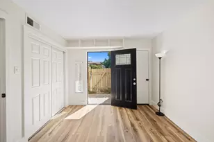 1705 Crossing Pl, Austin, TX 78741 - Photo 22