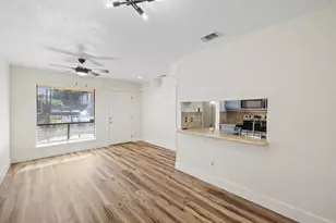 1705 Crossing Pl, Austin, TX 78741 - Photo 4