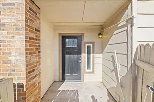 1705 Crossing Pl, Austin, TX 78741 - Photo 32