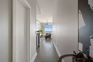 603 Davis St, Austin, TX 78701 - Photo 2