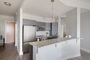 603 Davis St, Austin, TX 78701 - Photo 4