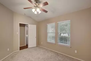 153 Chesser, Kyle, TX 78640 - Photo 8