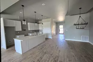 2417 Bruin Dr, Spicewood, TX 78669 - Photo 4