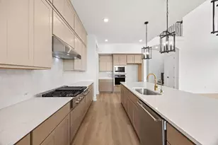 112 Lookout Point Dr, Liberty Hill, TX 78642 - Photo 8