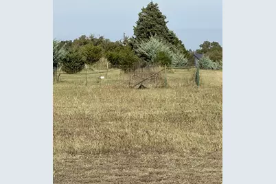 228 Interlaken Street, Fredericksburg, TX 78624 - Photo 4