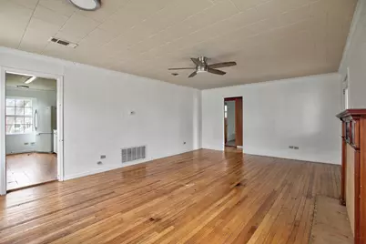 921 W 5th Street, Taylor, TX 76574 - Photo 18