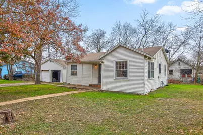 921 W 5th Street, Taylor, TX 76574 - Photo 8