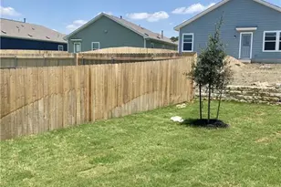 7611 Pewter Luster Bnd, Del Valle, TX 78617 - Photo 4