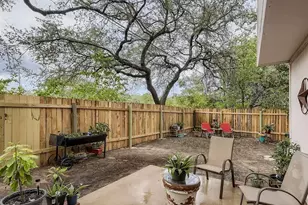 9026 Sawtooth Ln, Austin, TX 78729 - Photo 10