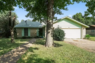 324 McClendon Drive, Elgin, TX 78621 - Photo 1