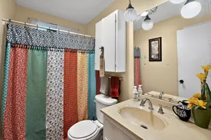 324 McClendon Dr, Elgin, TX 78621 - Photo 4