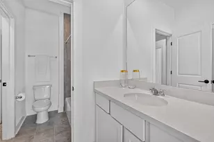 8700 Olmsted Wy, Austin, TX 78744 - Photo 26