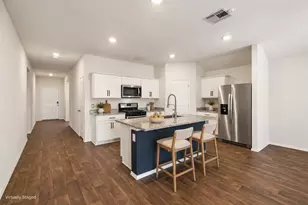 357 Harvest Crk Dr, Kyle, TX 78640 - Photo 4