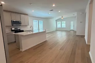 180 Coopers Hawk Crst, Cedar Creek, TX 78612 - Photo 16