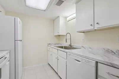 2401 Leon Street #210, Austin, TX 78705 - Photo 12