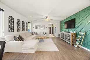 2809 Stone Branch Dr, Leander, TX 78641 - Photo 2