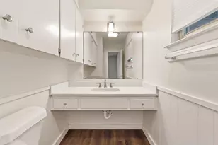 2507 Biggs Dr, Austin, TX 78741 - Photo 18