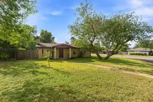 2507 Biggs Dr, Austin, TX 78741 - Photo 2