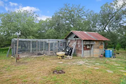 3413 Fm 1185, Lockhart, TX 78644 - Photo 26