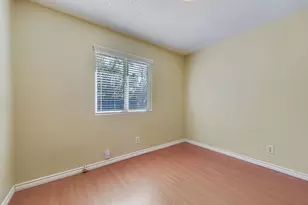 7901 Croftwood Dr, Austin, TX 78749 - Photo 20