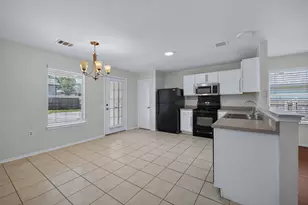 18217 Flat Head Dr, Manor, TX 78653 - Photo 10