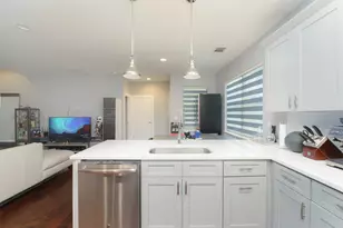 302 Delmar Ave, Austin, TX 78752 - Photo 4