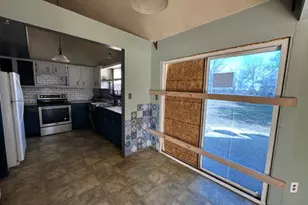 548 Spring River Dr, Martindale, TX 78655 - Photo 10