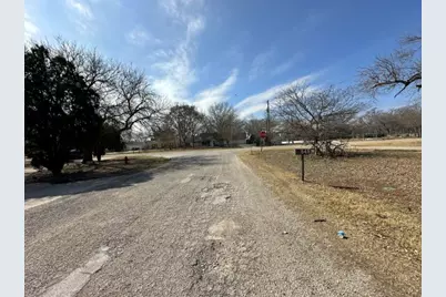 548 Spring River Drive, Martindale, TX 78655 - Photo 4