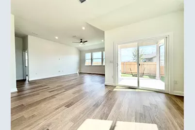 270 Pale Horse Bend, Buda, TX 78610 - Photo 6