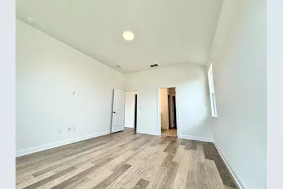 270 Pale Horse Bend, Buda, TX 78610 - Photo 12