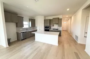 270 Pale Horse Bnd, Buda, TX 78610 - Photo 2