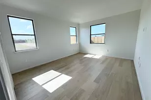 270 Pale Horse Bnd, Buda, TX 78610 - Photo 4