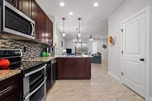 575 Demarett Dr, Point Venture, TX 78645 - Photo 10