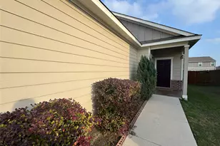 13017 Foreston Dr, Austin, TX 78754 - Photo 2