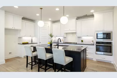 7100 Stitzel Weller Drive, Austin, TX 78744 - Photo 1