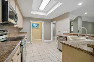 716 River Cliff Dr, Canyon Lake, TX 78133 - Photo 10