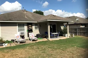 309 Nicole Way, Bastrop, TX 78602 - Photo 2