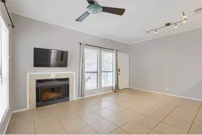 802 S 1st Street #206, Austin, TX 78704 - Photo 2