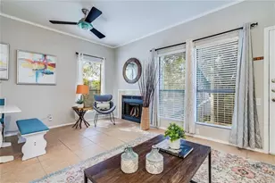 802 S 1st St, Austin, TX 78704 - Photo 2