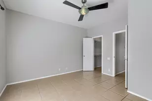 802 S 1st St, Austin, TX 78704 - Photo 8