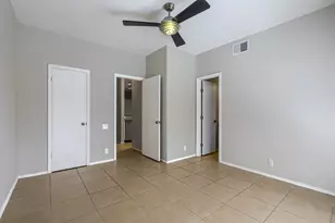 802 S 1st St, Austin, TX 78704 - Photo 10
