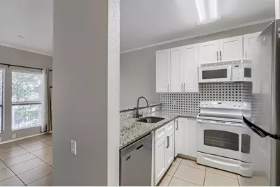 802 S 1st Street #206, Austin, TX 78704 - Photo 4