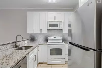 802 S 1st Street #206, Austin, TX 78704 - Photo 8
