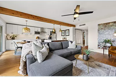 305 Venture Boulevard S, Lago Vista, TX 78645 - Photo 14